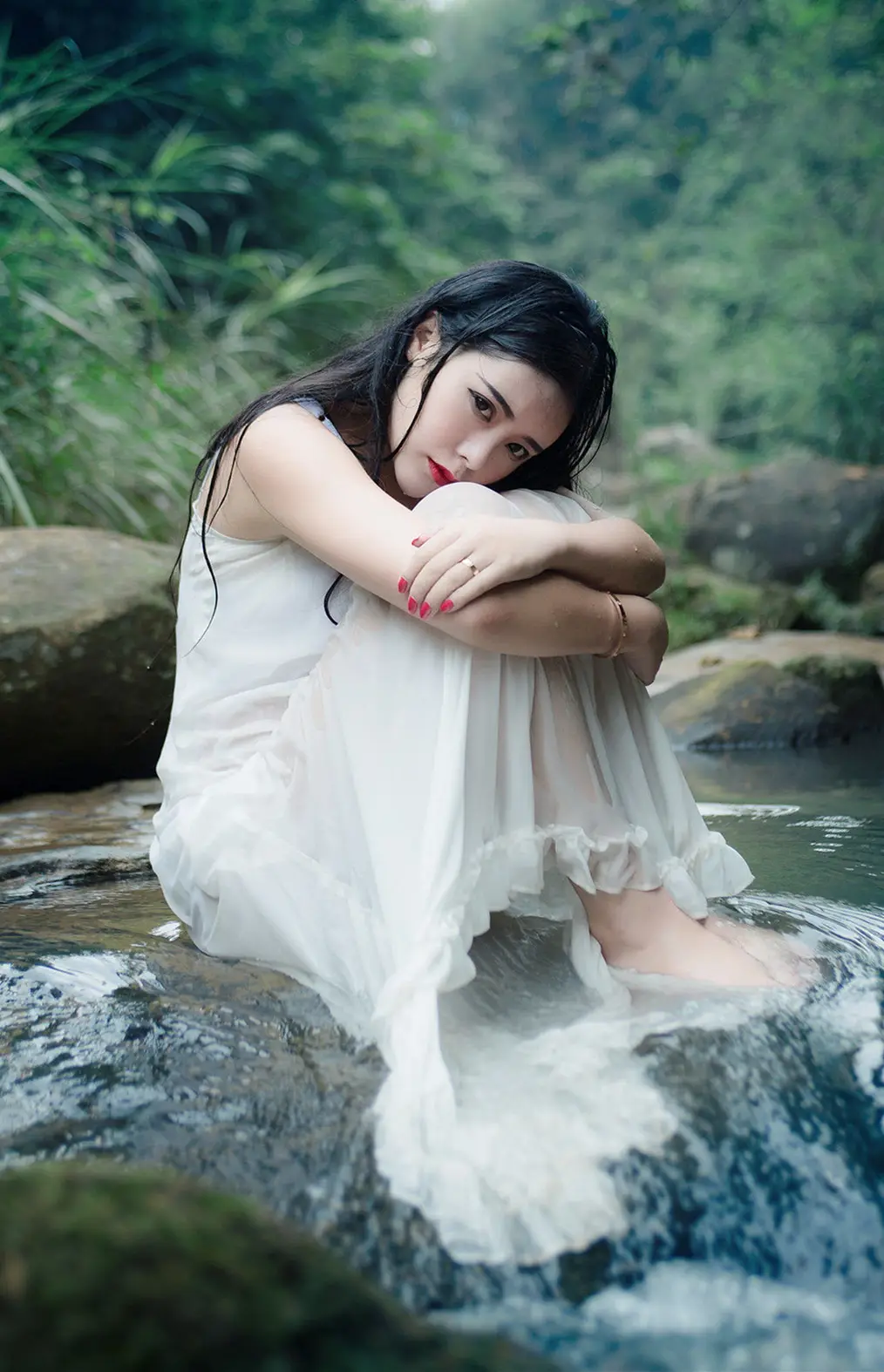 中国澳门郑州高端私人伴游小野梨子