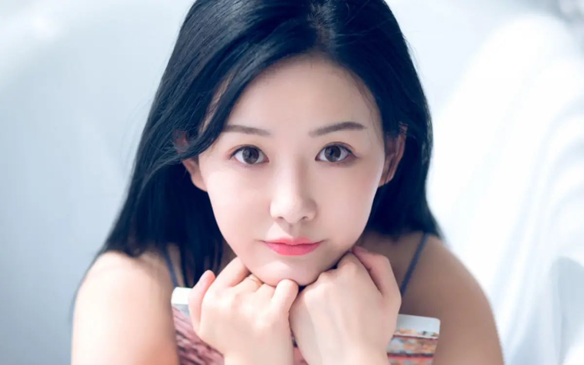 中国澳门哈尔滨私人伴游燕子