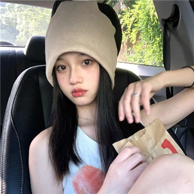 中国澳门伴游女生丛河灵的资料
